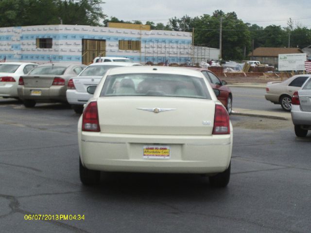 Chrysler 300 2006 photo 3