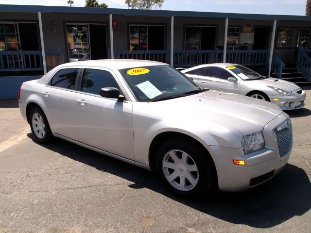 Chrysler 300 2007 photo 4