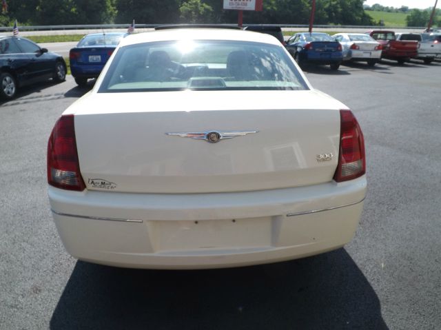 Chrysler 300 2007 photo 3