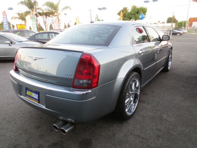 Chrysler 300 2007 photo 4