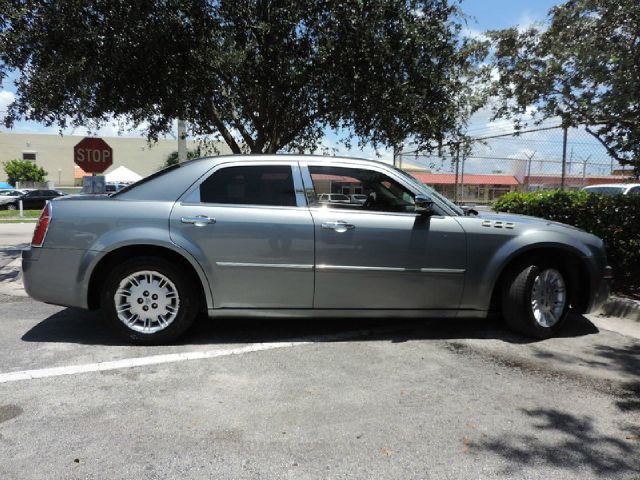 Chrysler 300 2007 photo 2