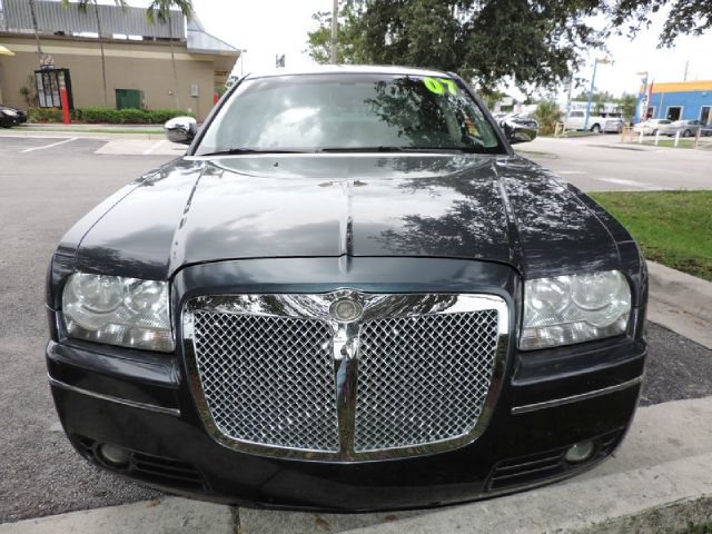 Chrysler 300 2007 photo 16