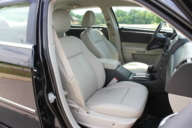 Chrysler 300 2007 photo 2