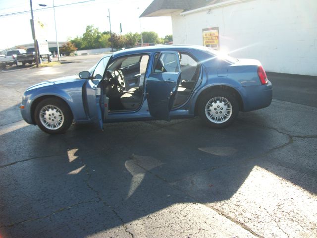 Chrysler 300 2007 photo 14