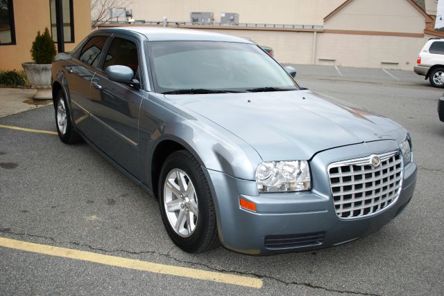 Chrysler 300 2007 photo 13