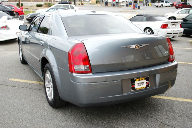 Chrysler 300 2007 photo 14