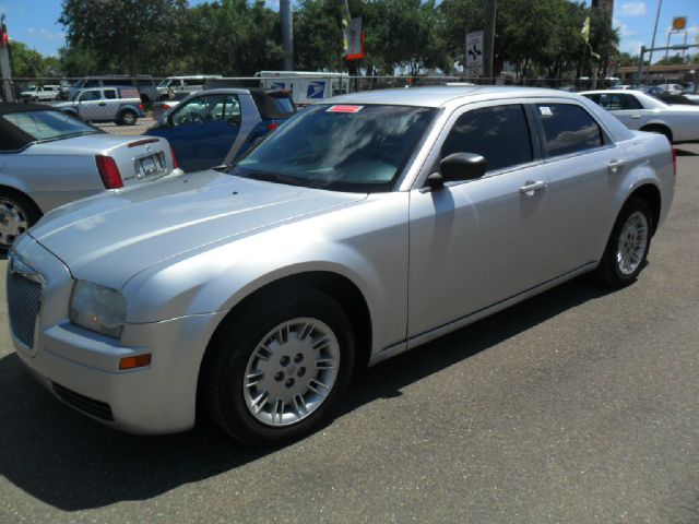 Chrysler 300 2007 photo 2