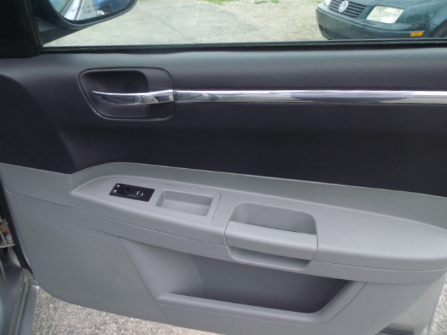 Chrysler 300 2007 photo 26