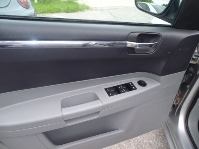 Chrysler 300 2007 photo 4