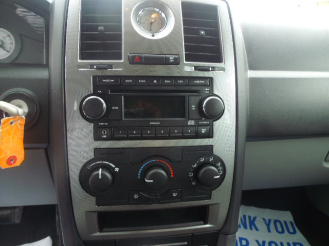 Chrysler 300 2007 photo 8