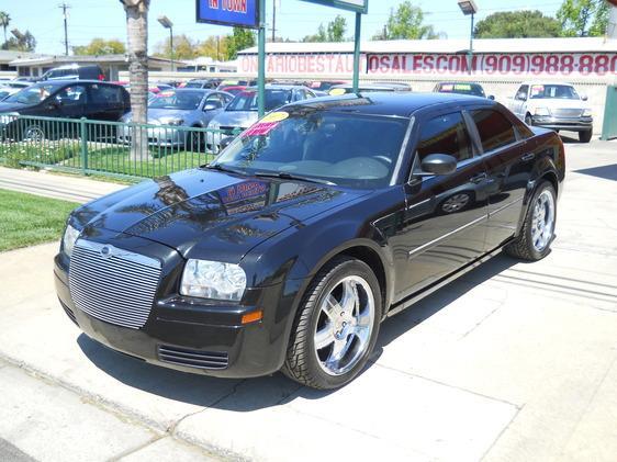 Chrysler 300 2007 photo 2