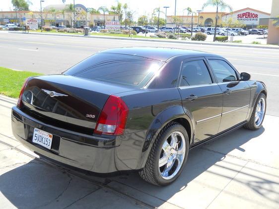 Chrysler 300 2007 photo 3