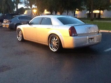 Chrysler 300 2007 photo 3