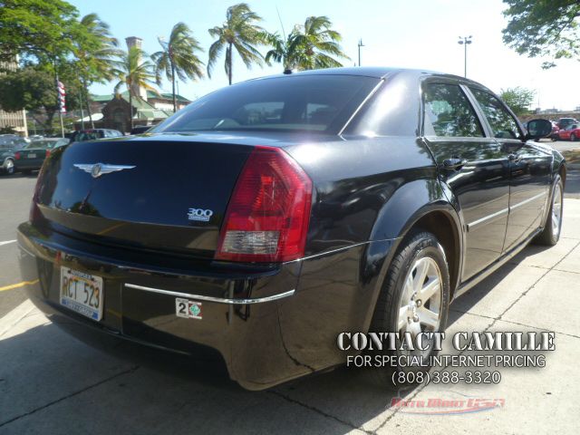 Chrysler 300 2007 photo 2