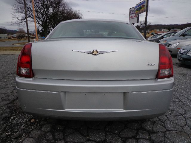 Chrysler 300 2007 photo 20