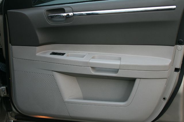 Chrysler 300 2007 photo 14