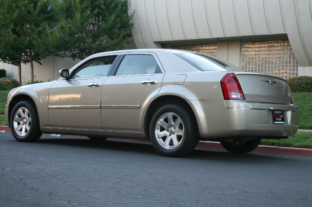 Chrysler 300 2007 photo 16