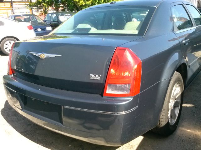 Chrysler 300 2007 photo 1