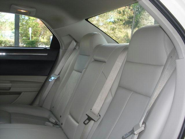 Chrysler 300 2007 photo 1