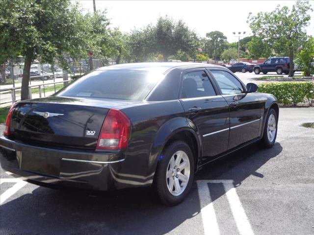 Chrysler 300 626 Sedan