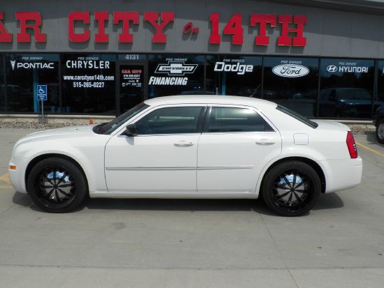 Chrysler 300 2008 photo 3