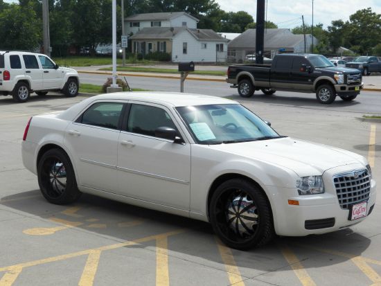 Chrysler 300 2008 photo 4