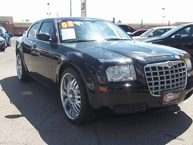 Chrysler 300 2008 photo 4