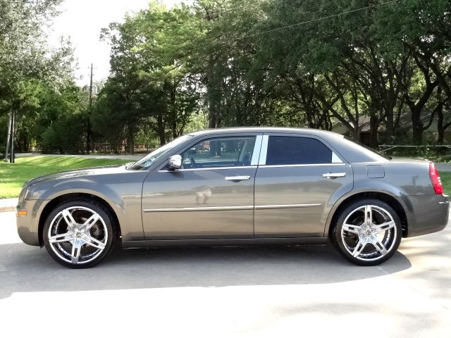 Chrysler 300 2008 photo 4