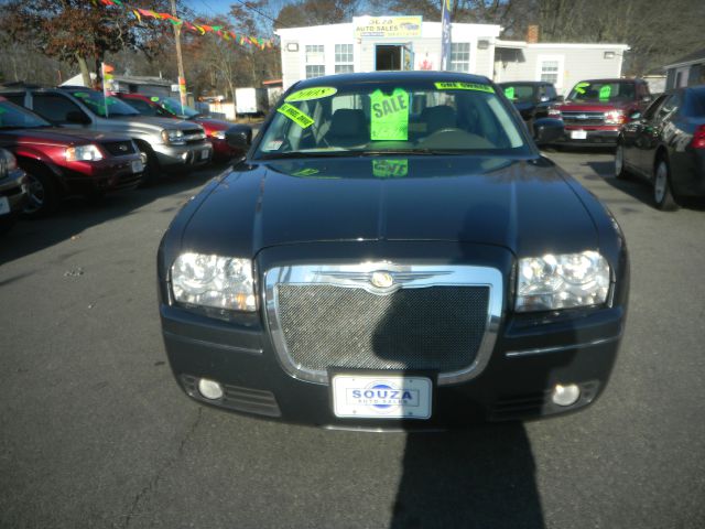 Chrysler 300 2008 photo 2