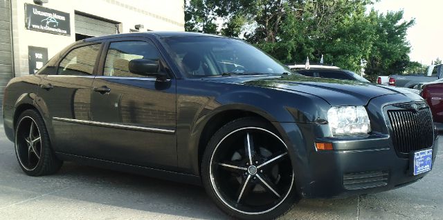 Chrysler 300 Elk Conversion Van Sedan