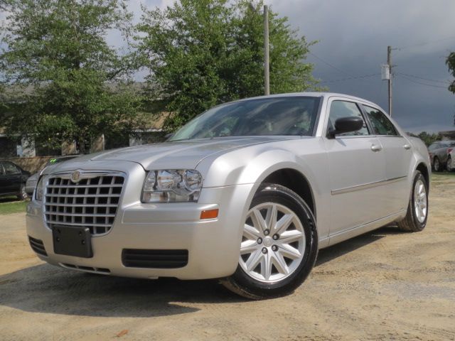 Chrysler 300 2008 photo 11