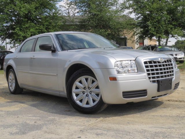 Chrysler 300 2008 photo 21