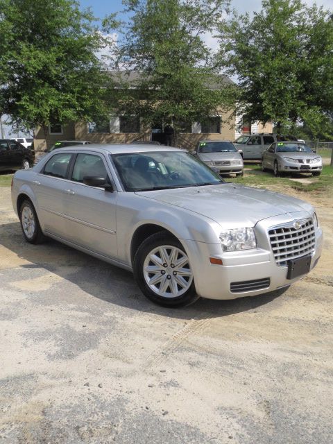 Chrysler 300 2008 photo 23