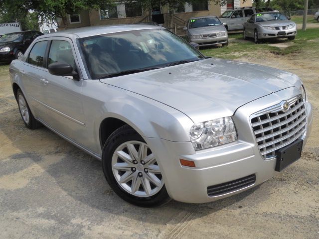 Chrysler 300 2008 photo 24