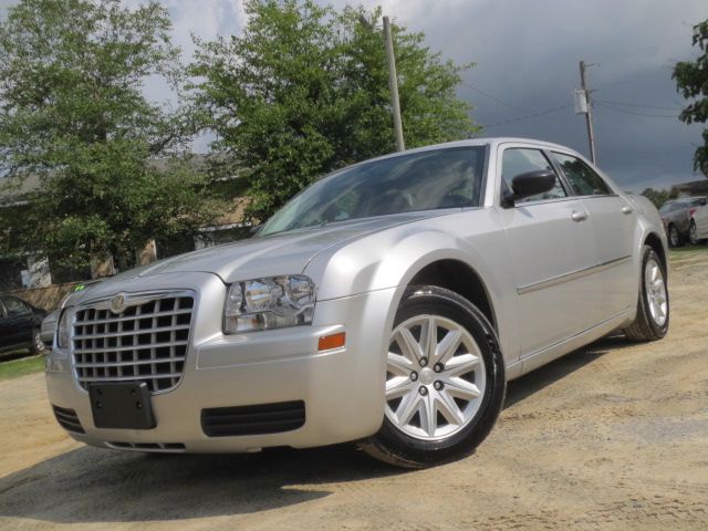 Chrysler 300 2008 photo 31