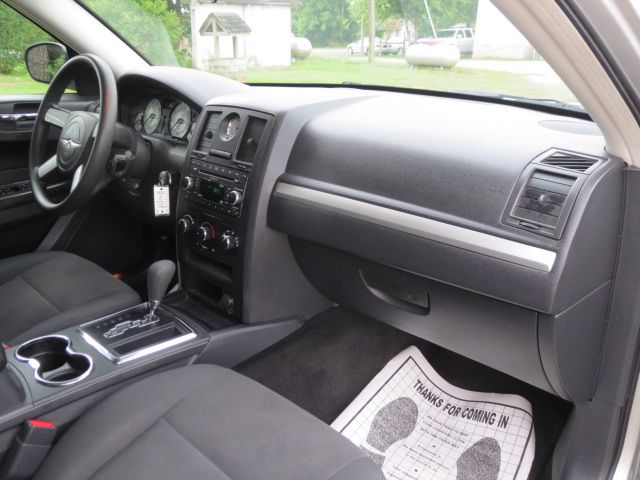 Chrysler 300 2008 photo 50