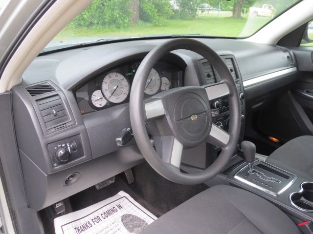 Chrysler 300 2008 photo 59