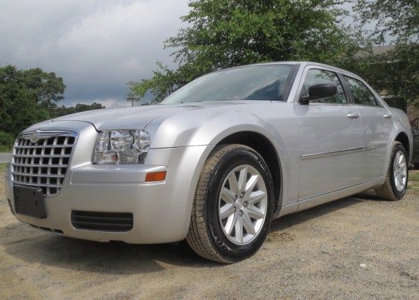 Chrysler 300 2008 photo 72