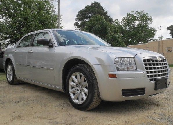 Chrysler 300 2008 photo 73