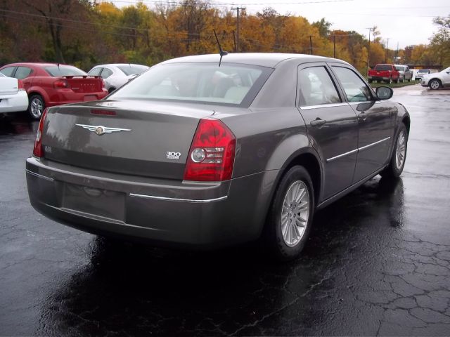 Chrysler 300 2008 photo 4