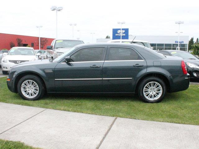 Chrysler 300 2008 photo 1