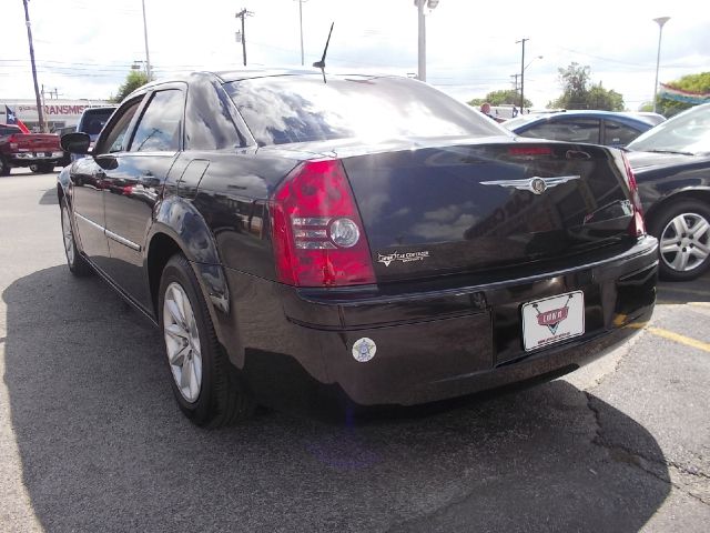 Chrysler 300 2008 photo 1