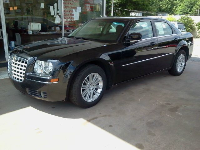 Chrysler 300 2008 photo 2