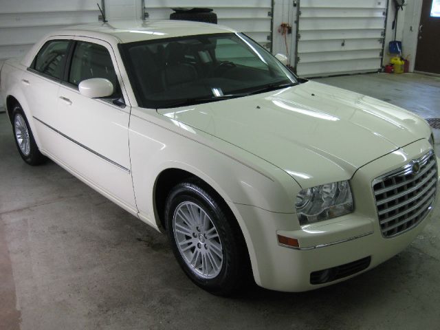 Chrysler 300 2008 photo 10