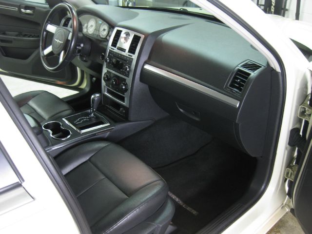 Chrysler 300 2008 photo 8