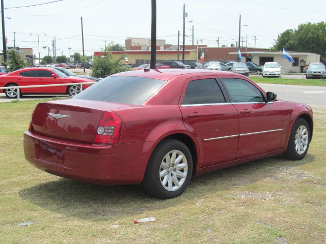 Chrysler 300 Elk Conversion Van Sedan