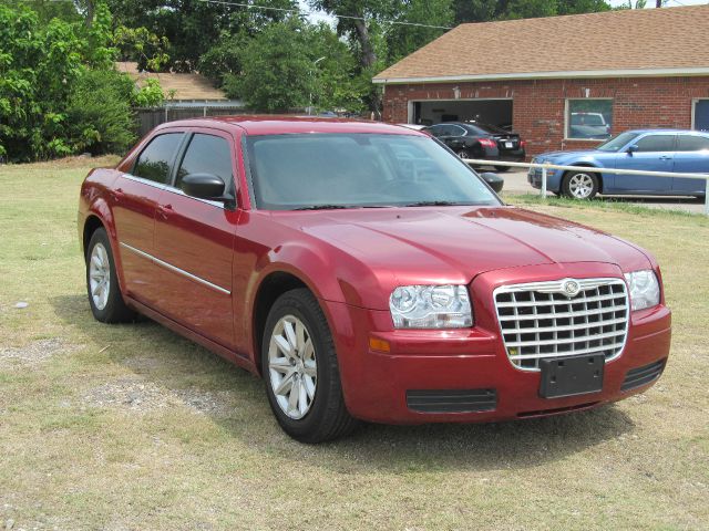 Chrysler 300 2008 photo 2