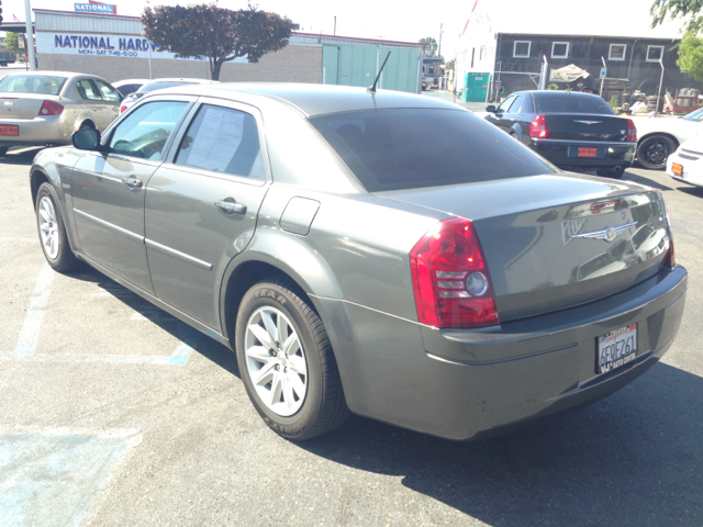 Chrysler 300 2008 photo 3