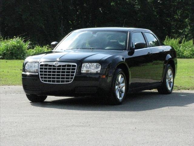 Chrysler 300 2008 photo 11