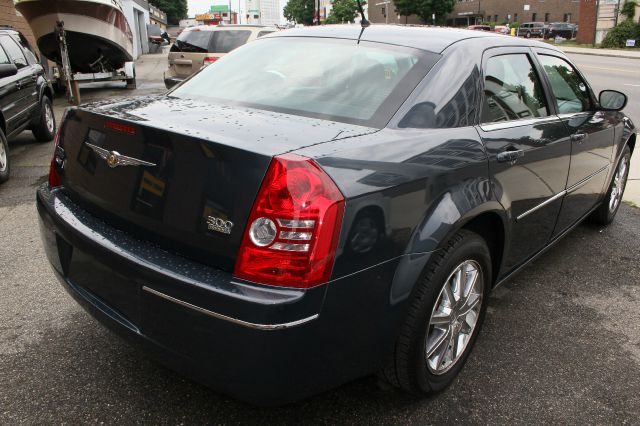 Chrysler 300 2008 photo 1